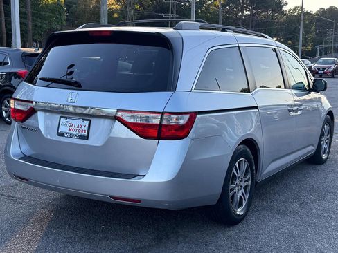Used 2011 Honda Odyssey EX image 3