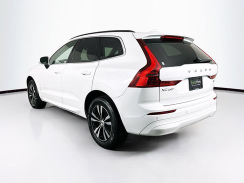 Used 2023 Volvo XC60 B5 Core FWD image 5