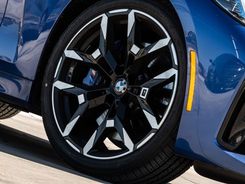 Certified 2025 BMW M440i Convertible image 9