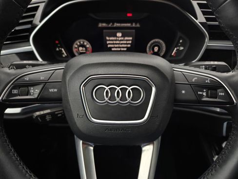 Used 2020 Audi Q3 2.0T Prestige AWD/4WD image 26
