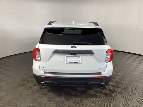 Used 2023 Ford Explorer XLT w/ Equipment Group 202A AWD/4WD image 3