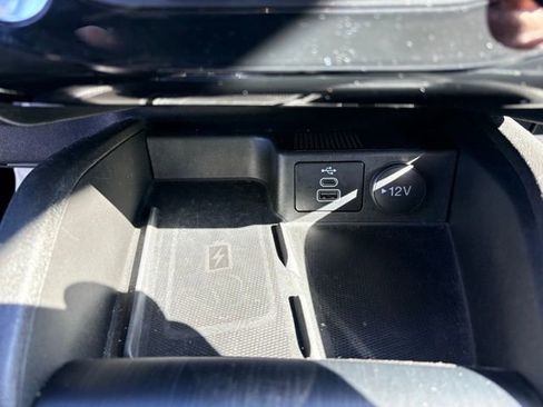 Used 2024 Ford Escape Platinum AWD/4WD image 24