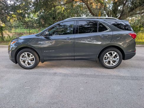 Used 2021 Chevrolet Equinox Premier FWD image 5
