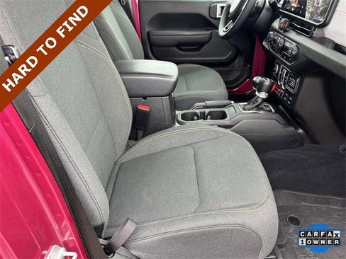 Certified 2024 Jeep Wrangler Willys image 22