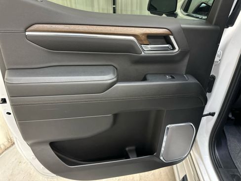 Certified 2024 Chevrolet Silverado 1500 High Country image 28