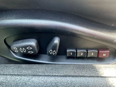 Used 2007 BMW M Roadster image 27