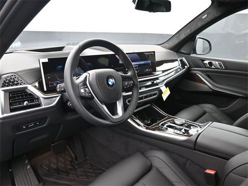New 2026 BMW X5 sDrive40i w/ Premium Package image 23