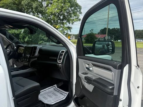 Used 2021 RAM 1500 Big Horn AWD/4WD image 42