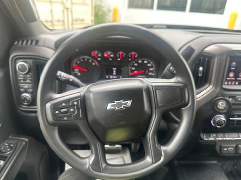 Used 2025 Chevrolet Silverado 1500 W/T AWD/4WD image 17