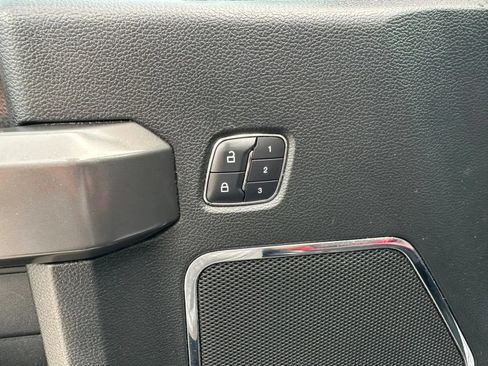 Used 2016 Ford F150 Lariat w/ Equipment Group 502A Luxury AWD/4WD image 14