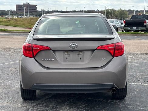 Used 2017 Toyota Corolla SE image 5