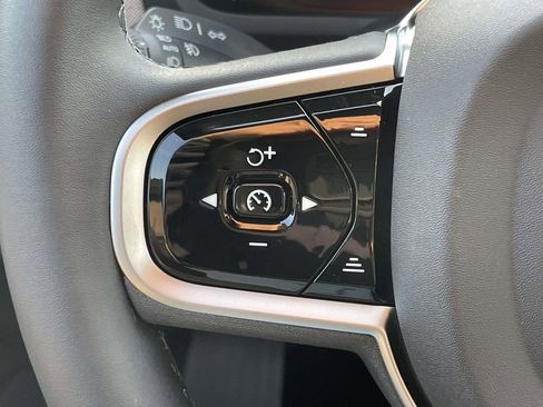 New 2026 Volvo XC90 B5 Core AWD/4WD image 11