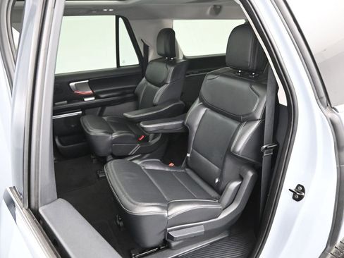 Used 2025 Ford Expedition Max Platinum w/ Driver's Package image 26