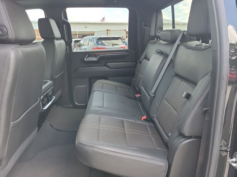 Certified 2024 Chevrolet Silverado 2500 High Country w/ High Country Premium Package AWD/4WD image 16