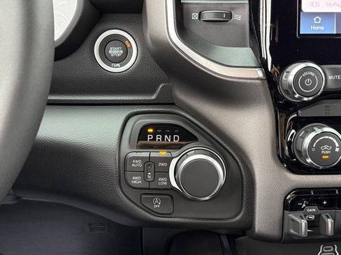 New 2026 RAM 1500 Big Horn AWD/4WD image 22