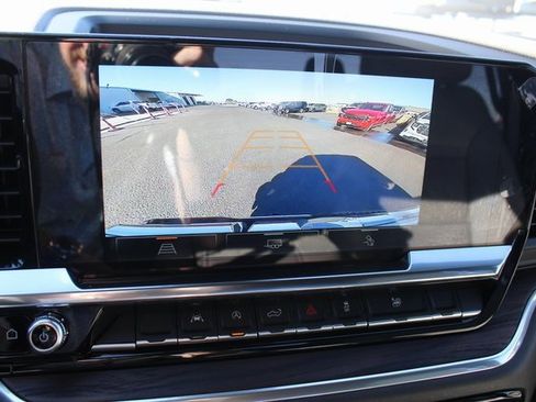 Used 2025 GMC Sierra 1500 SLT image 30