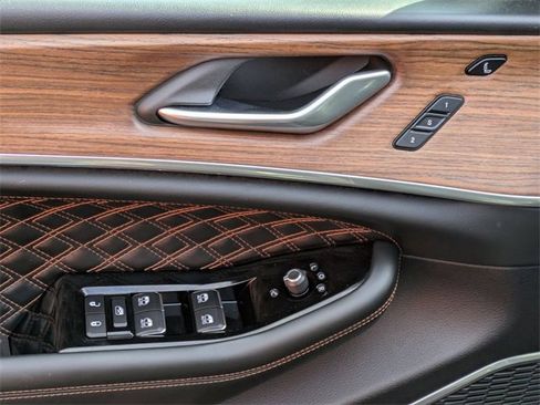 Used 2021 Jeep Grand Cherokee L Summit w/ Advanced Protech Group IV image 13