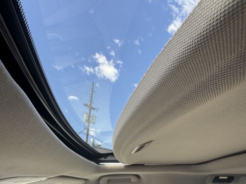 Used 2016 Honda Odyssey EX-L image 40