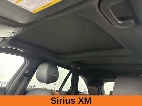 Used 2022 Mercedes-Benz GLC 300 GLC 300 w/ Premium Package Lite image 11