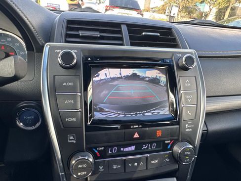 Used 2017 Toyota Camry XLE image 26
