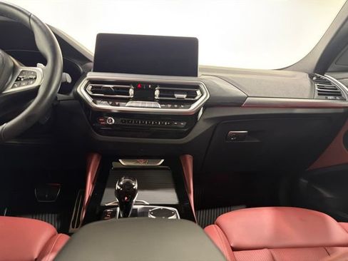 Certified 2024 BMW X4 xDrive30i w/ Premium Package AWD/4WD image 35
