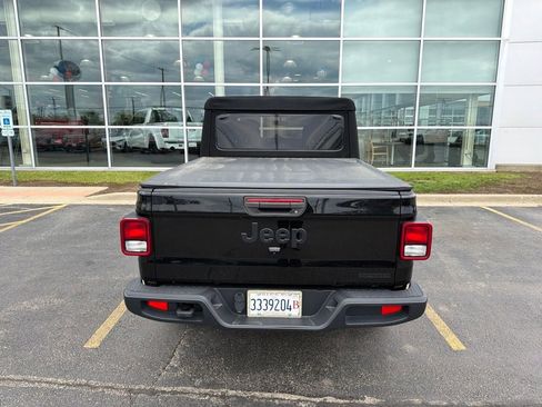 Used 2020 Jeep Gladiator Sport w/ Quick Order Package 24S AWD/4WD image 5