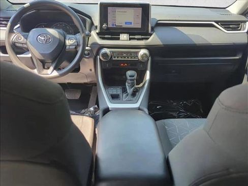 Used 2023 Toyota RAV4 XLE image 15