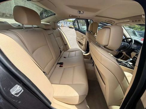 Used 2013 BMW 528i Sedan RWD image 9