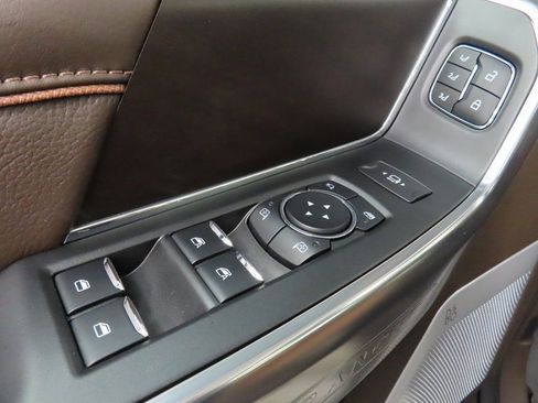 Used 2025 Ford F450 King Ranch w/ Chrome Package image 81