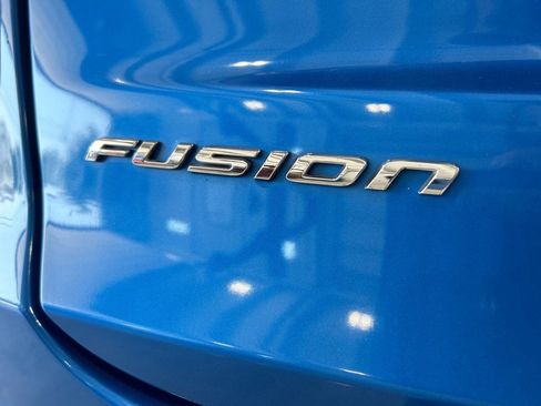 Used 2020 Ford Fusion SE image 10