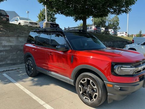 Used 2023 Ford Bronco Sport Outer Banks w/ Tech Package AWD/4WD image 6