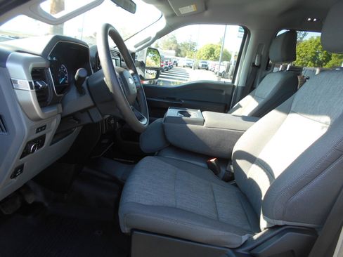 Used 2023 Ford F150 XL w/ Trailer Tow Package image 8