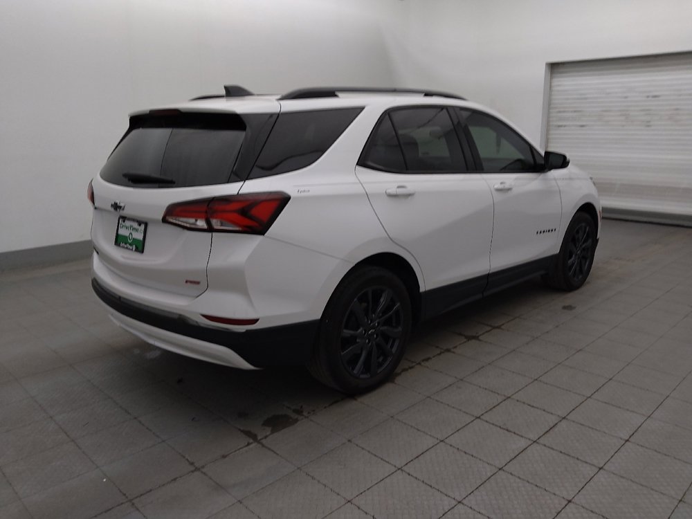 Used 2023 Chevrolet Equinox RS w/ RS Leather Package FWD image 10
