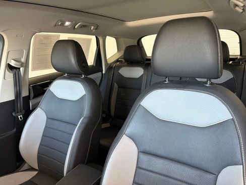 Certified 2024 Volkswagen Taos SEL AWD/4WD image 25