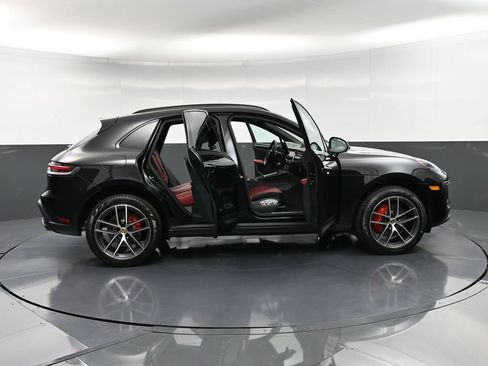 New 2026 Porsche Macan S AWD/4WD image 35