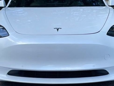 Used 2022 Tesla Model 3 Long Range AWD/4WD image 11