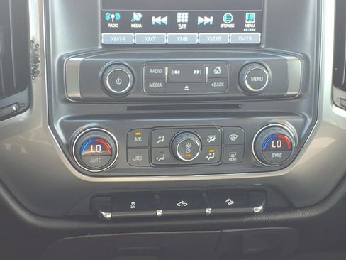 Used 2018 Chevrolet Silverado 1500 LT w/ All Star Edition AWD/4WD image 22