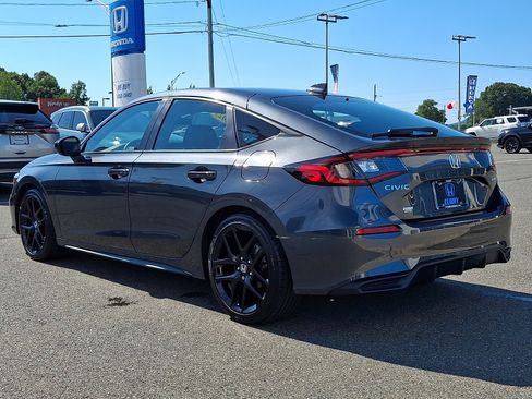 Used 2025 Honda Civic Sport image 6