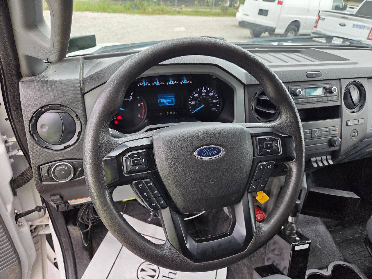 Used 2021 Ford F750 2WD Regular Cab Super Duty image 13