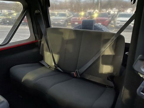 Used 2006 Jeep Wrangler X image 18