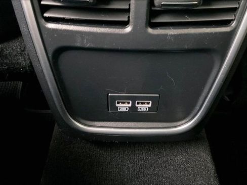 Used 2023 Chrysler 300 Touring image 26