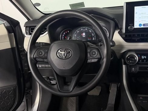 Used 2024 Toyota RAV4 XLE w/ Convenience Package FWD image 31