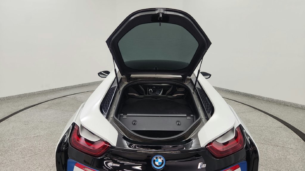 Used 2015 BMW i8 AWD/4WD image 71