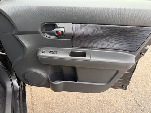 Used 2012 Scion xB FWD image 20
