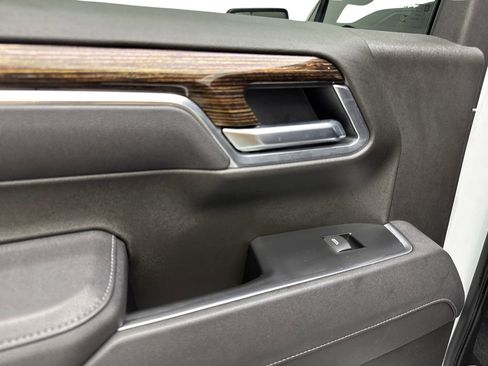 Used 2025 GMC Sierra 1500 Elevation RWD image 39
