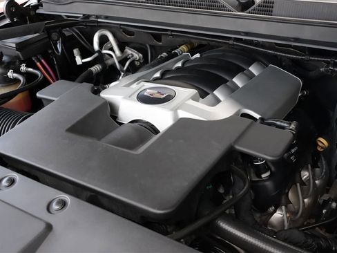 Used 2020 Cadillac Escalade 2WD image 25