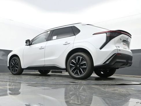 New 2026 Toyota bZ FWD image 24