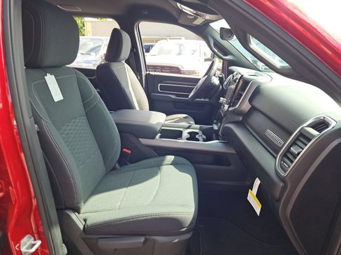 New 2026 RAM 2500 Big Horn AWD/4WD image 16