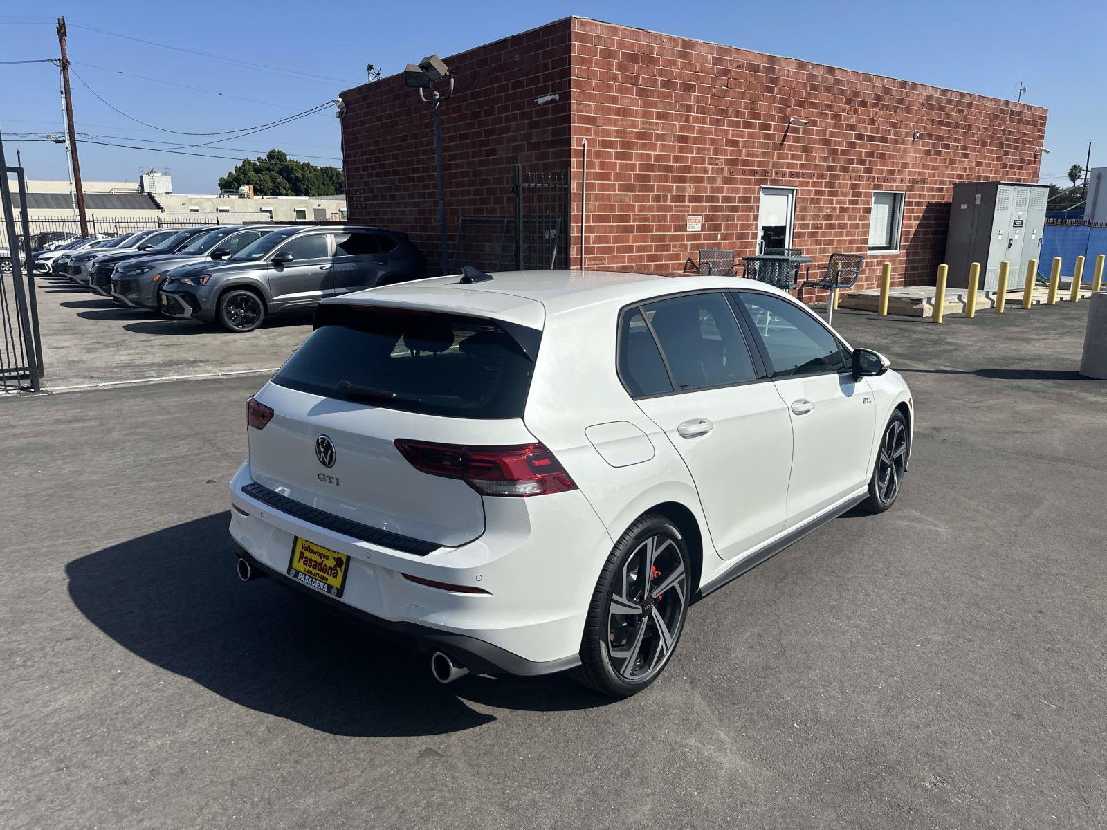 New 2026 Volkswagen GTI SE FWD image 3