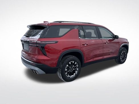 Used 2024 Chevrolet Traverse Z71 w/ LPO, Floor Liner Package image 5